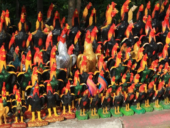 PoultryWorld - A royal army of chickens