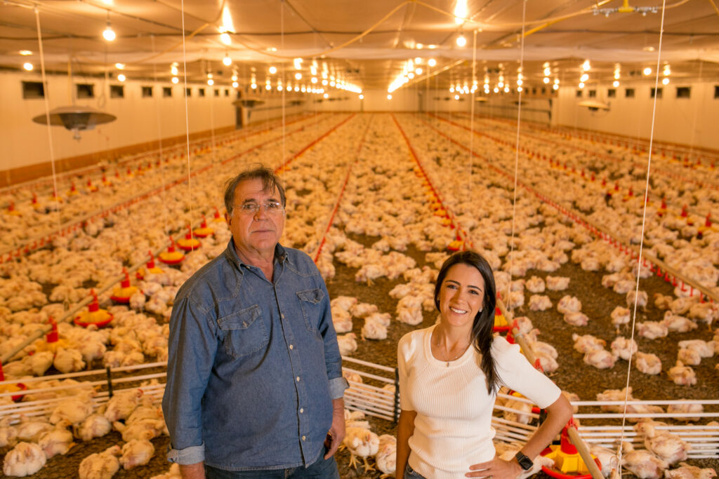 Luciana's father Paulo Portugal put broiler chicken production front and centre in 2008.