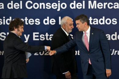 Argentina's President Javier Milei (L) greets Paraguay's President Santiago Pena during the LXV Mercosur Summit in Montevideo on 6 December 2024. Mercosur and the European Union have concluded "negotiations for a free trade agreement", European Commission president Ursula von der Leyen announced in Montevideo. Photo: ANP